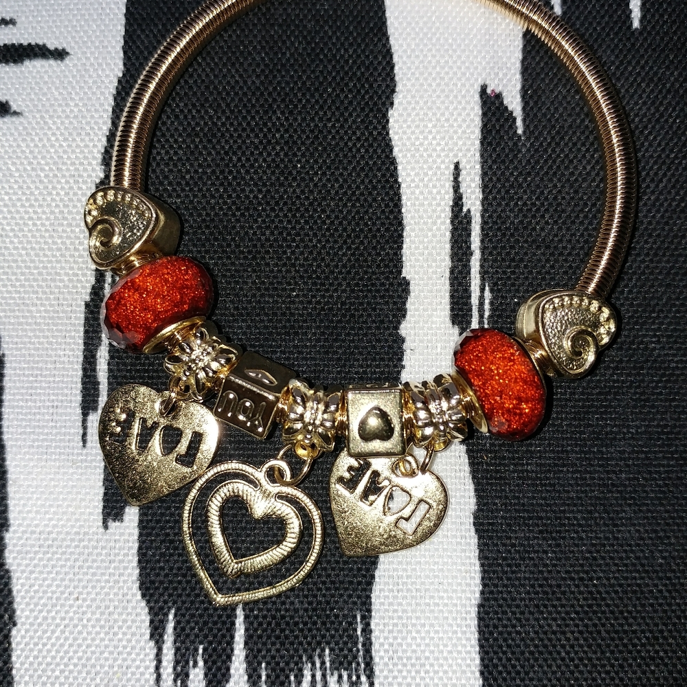 Charm bracelet
